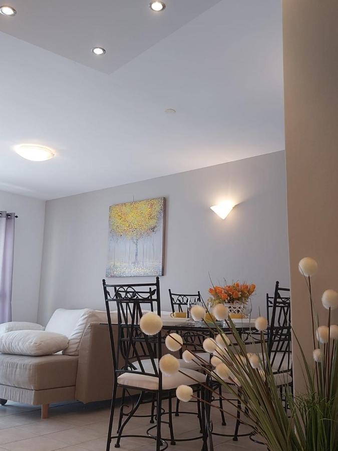 Villa Seaview With Pool - Apartment Yellow Trogir Luaran gambar
